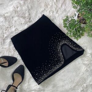 ZARA Rhinestone Velvet Black Mini Skirt – Women’s Size M